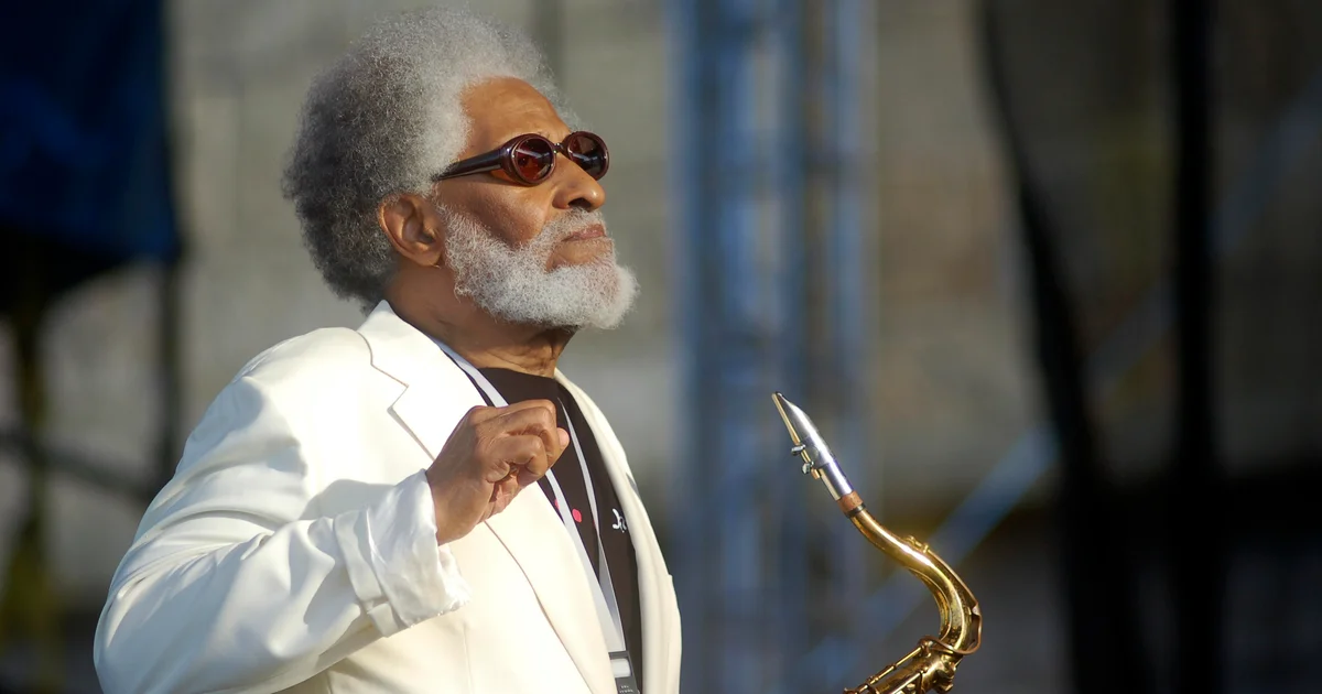Sonny Rollins, trailblazing jazz saxophonist, dies at age 95