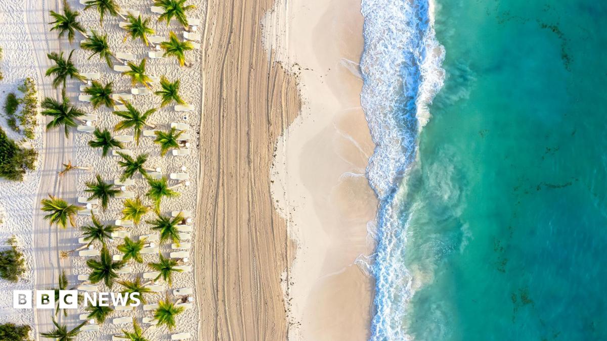 Holidaymakers warned about 'explosive diarrhoea' cyclospora parasite infection