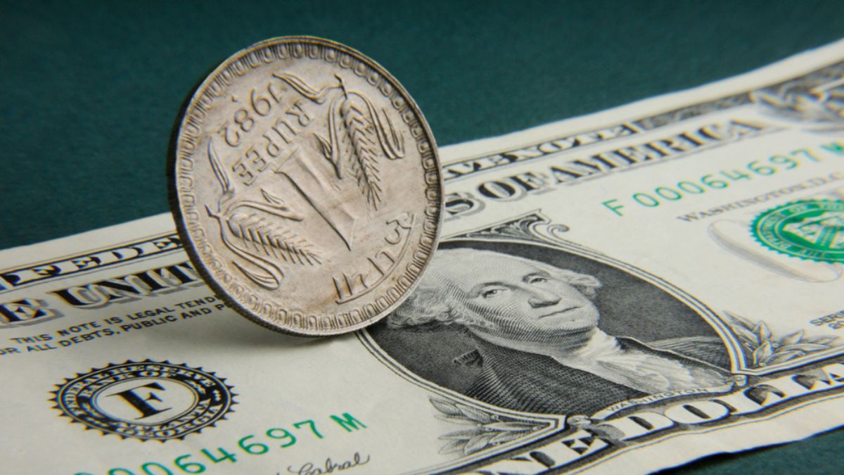 Rupee crashes past 95-mark to become Asia’s worst-performing currency. What is causing the decline?