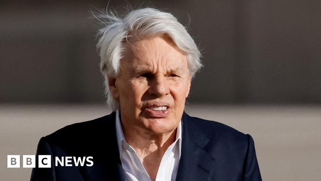 Prison phone call recordings raise questions over ex-Abercrombie boss' fitness for trial