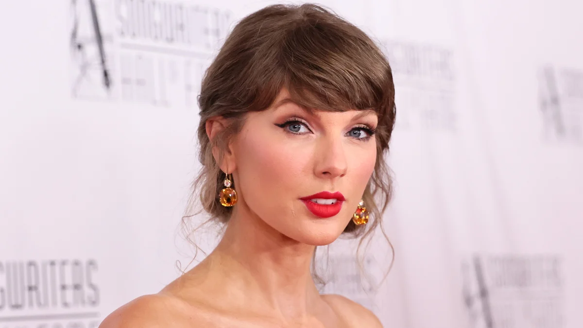 Taylor Swift Gives Emotional 21-Minute Songwriters Hall of Fame Speech: See Her Best Quotes!