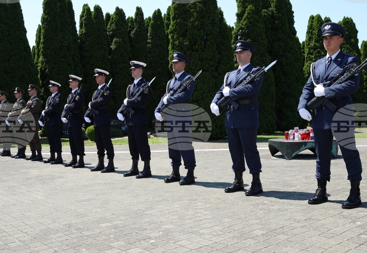 Mandatory Military Service Returns in Croatia