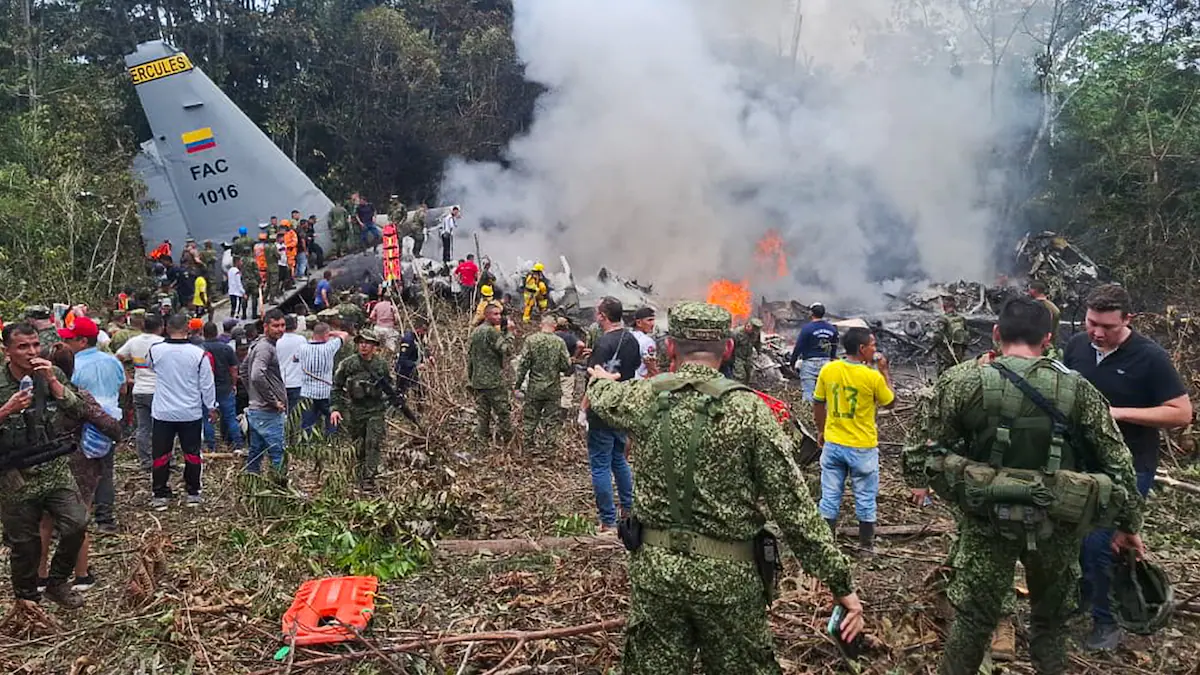 Asciende a 66 el número de muertos en el accidente del avión militar estrellado al sur de Colombia