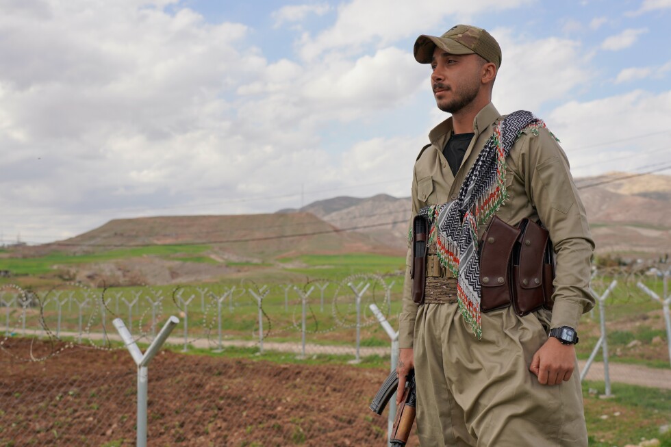Kurdish dissident groups say they are preparing to join the fight against Iran with US support