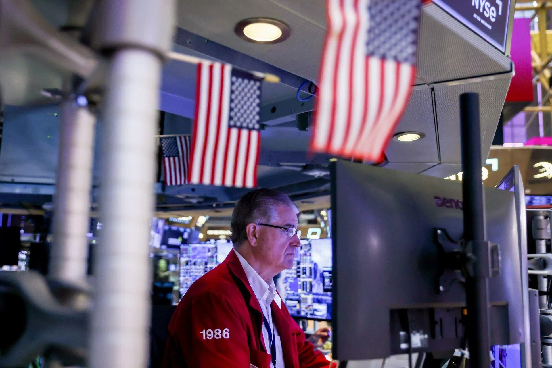 Wall Street rallies, Dow ends with record on US-Iran deal, oil price slide