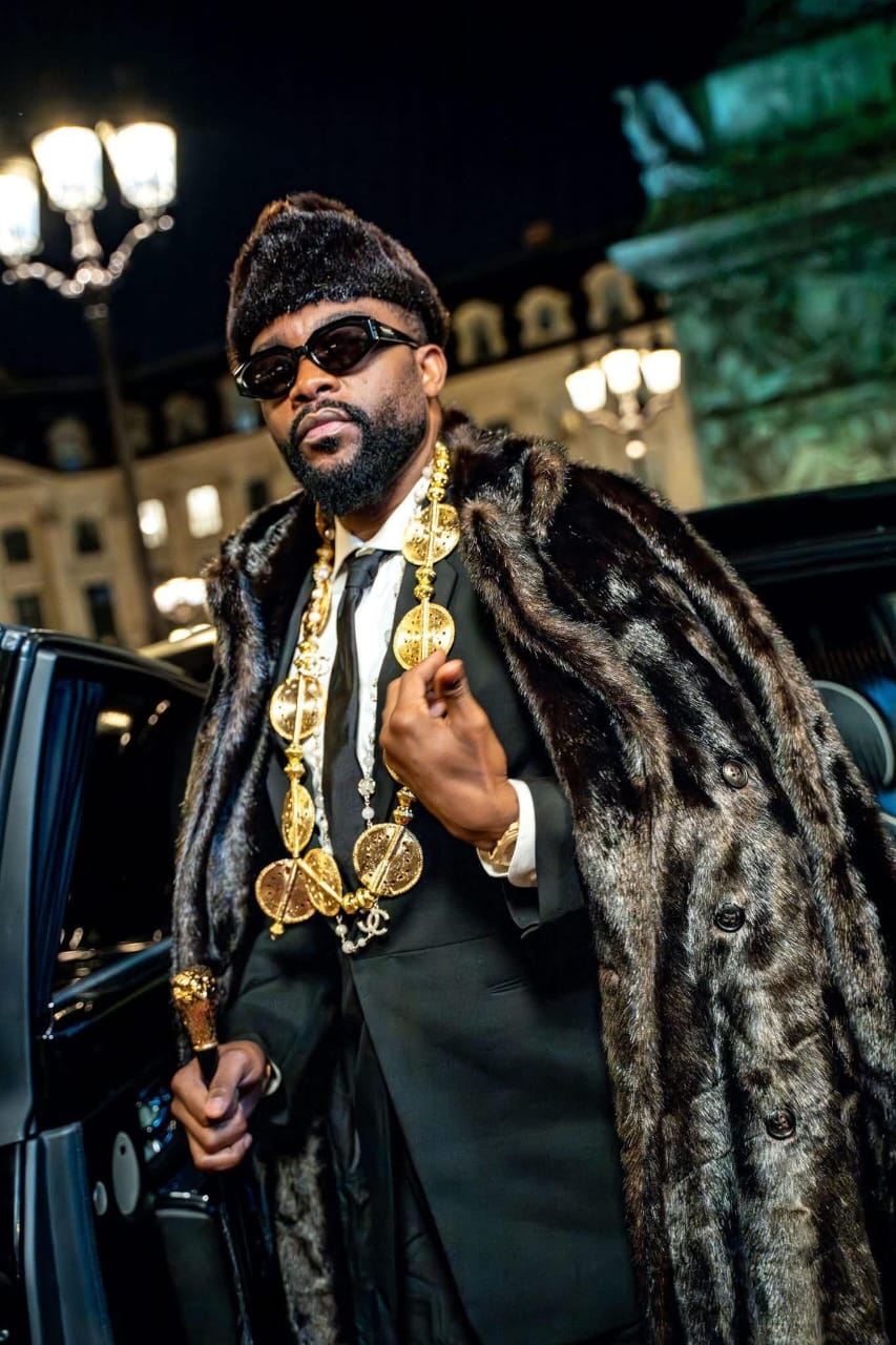 RDC : Fally Ipupa entre dans l’histoire en devenant Chevalier de l’Ordre national du Léopard