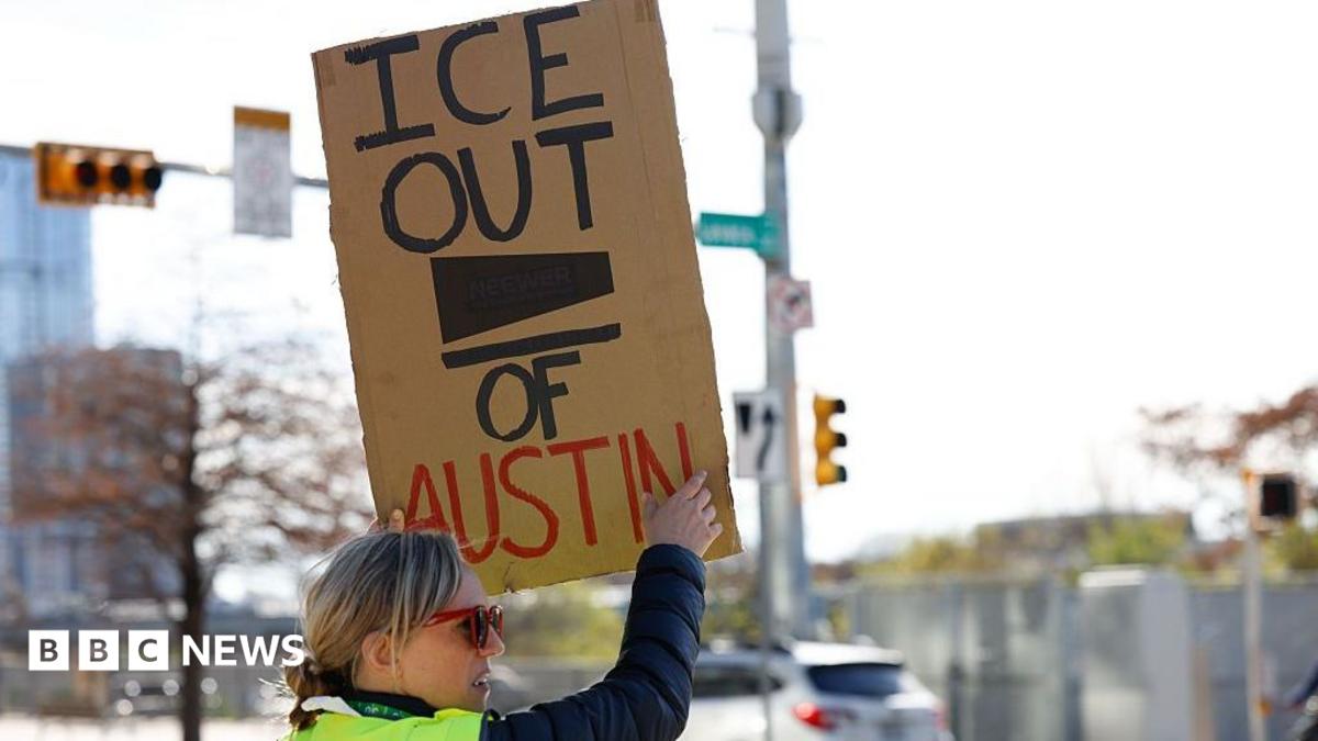 Protests as ICE agent shoots and wounds Venezuelan DoorDash driver in Texas