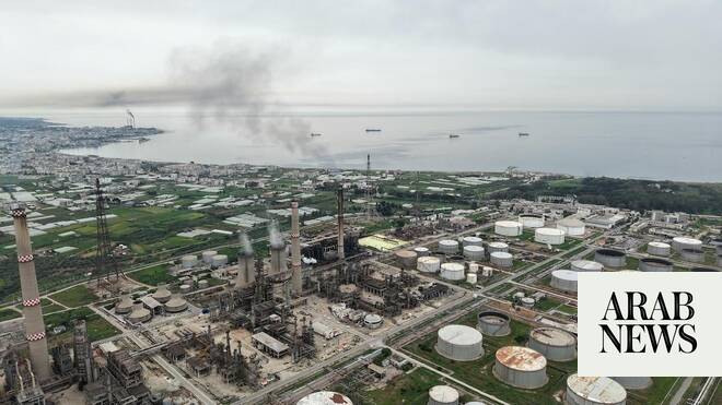 Syria relies on Russia’s oil despite pivot to the West