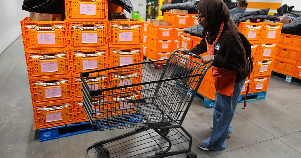 Global food prices climb again in March, the second straight monthly rise