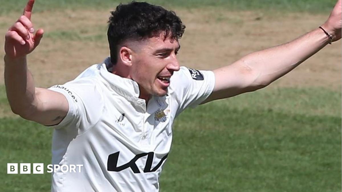 Fisher stars as 23 wickets fall in one day at the Oval