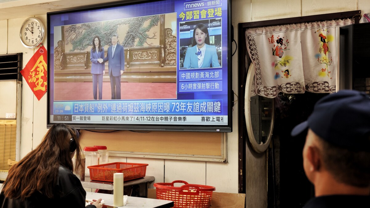 Taiwan opposition leader says Xi meeting avoided 'reunification' talk