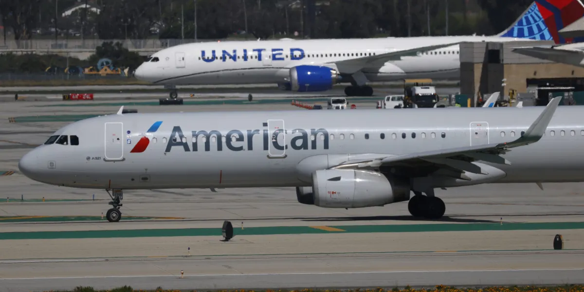 United CEO has pitched possible combination with rival American