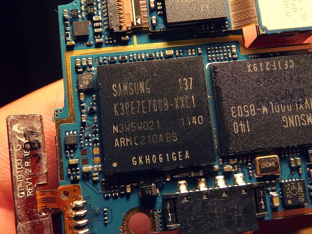 Samsung to Invest $1.5 Billion in Vietnam Semiconductor Testing Plant by 2027