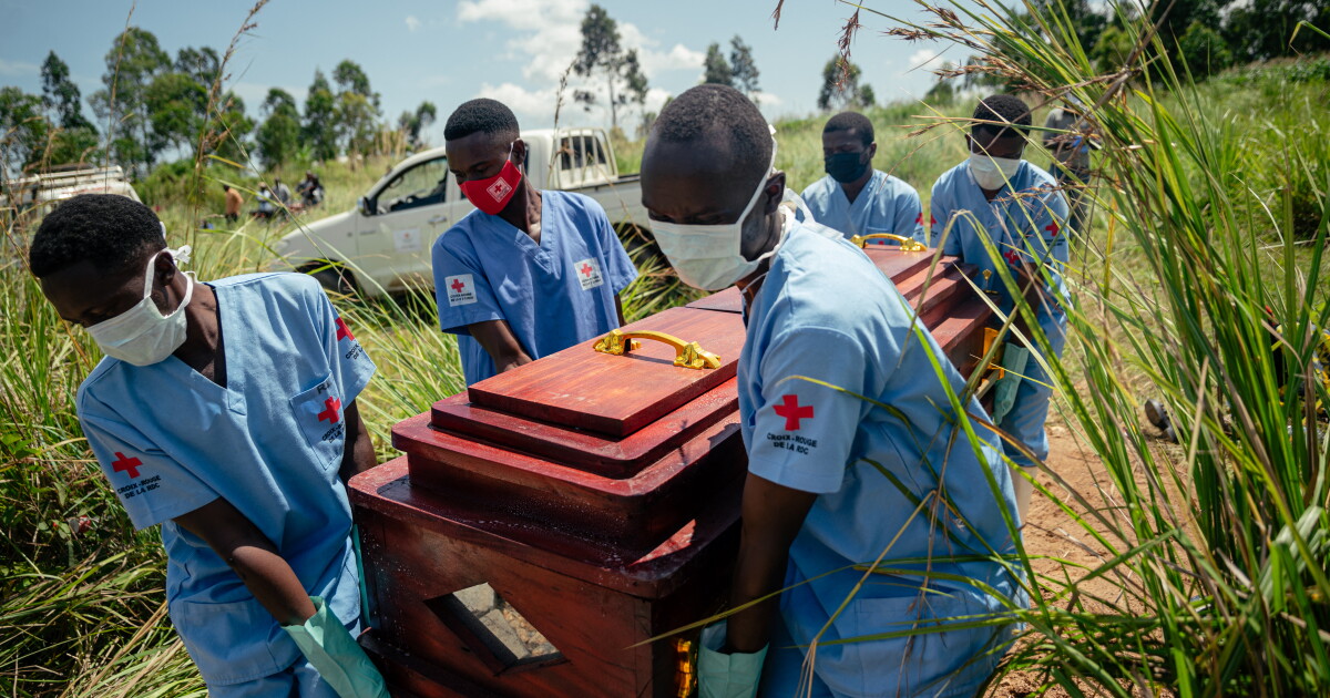 Ebola cases rise in Congo, as government revives travel restrictions