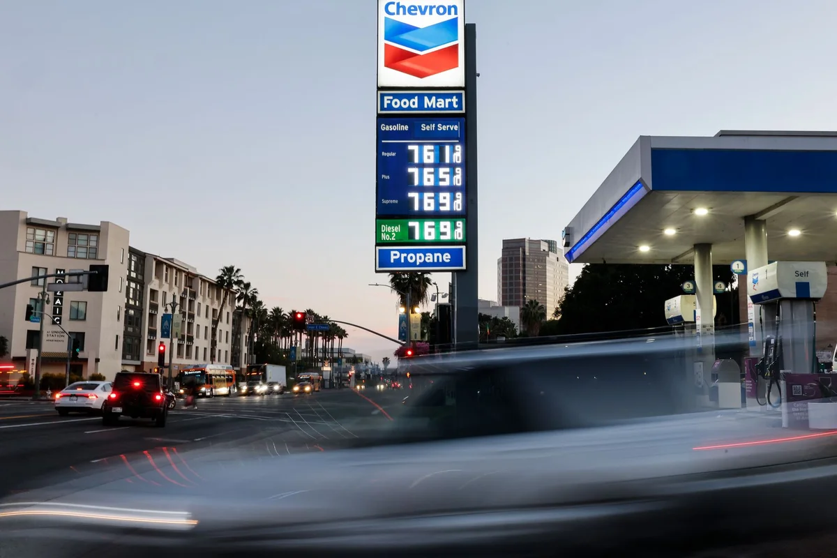 Oil prices fall and Asia markets rebound after Trump says Iran war will end ‘soon’