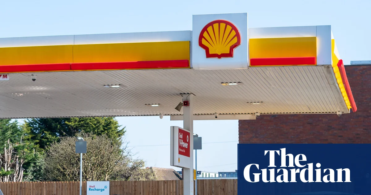 Climate campaigners attack Shell over ‘windfall’ profits from Iran war