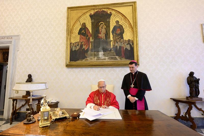 Pope, urging AI regulation, warns some weapons now beyond human control