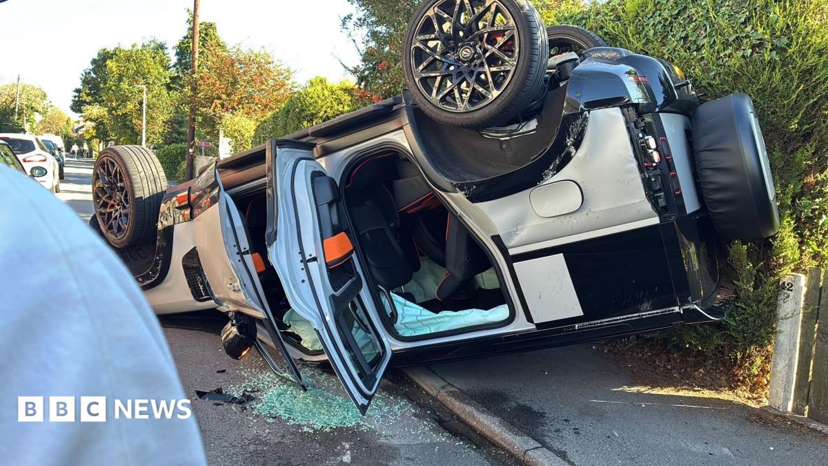 Hull's Thomas unhurt after car crash