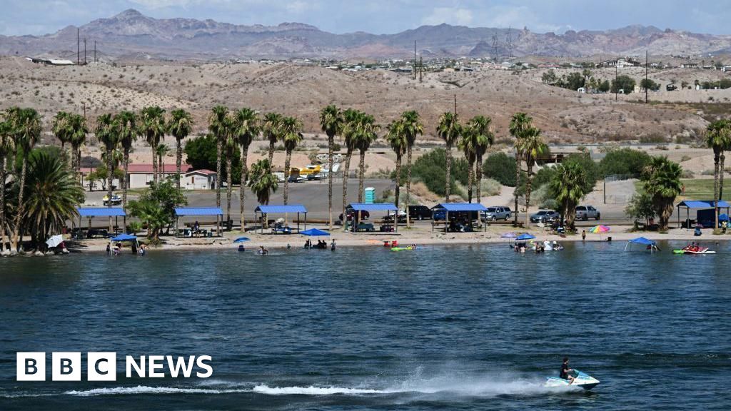 Man drowns in Colorado River after jumping off boat to retrieve his hat