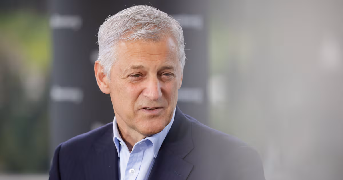 Standard Chartered CEO apologises for 'lower-value human capital' comments but says AI layoffs need discussion