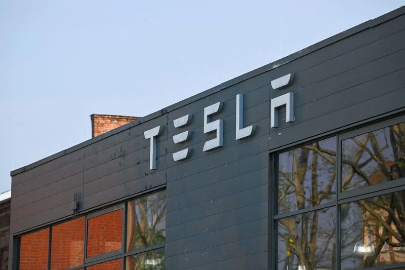 German union says settlement reached in dispute with Tesla