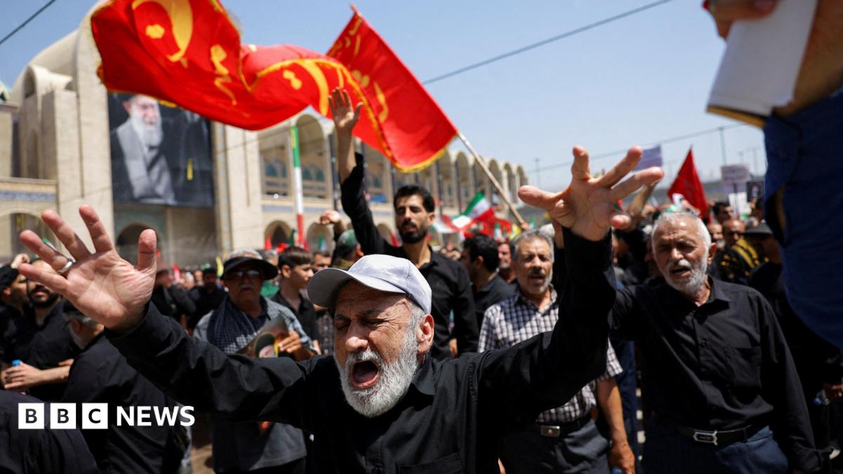 Large crowds gather in Tehran on first day of Ayatollah Khamenei's funeral