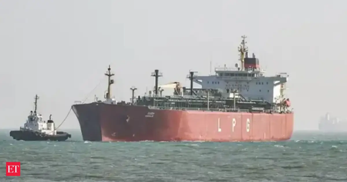 India-bound LPG carrier crosses Hormuz: Shipping Ministry