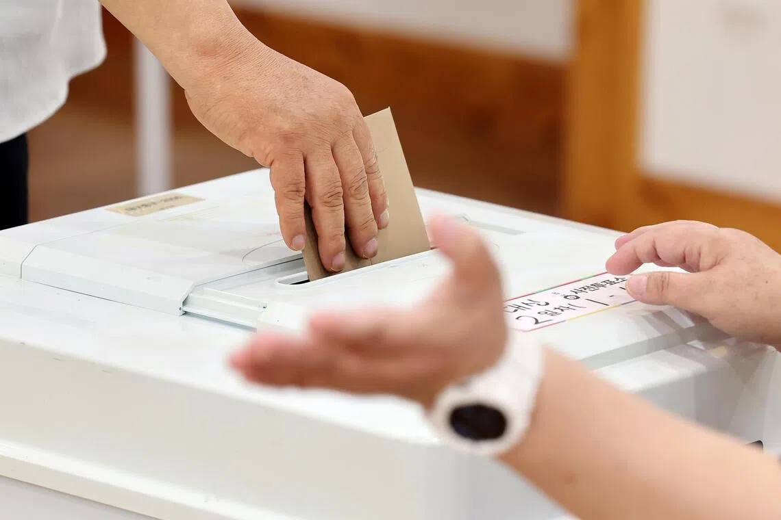 South Korea's president orders probe into ballot shortage issue