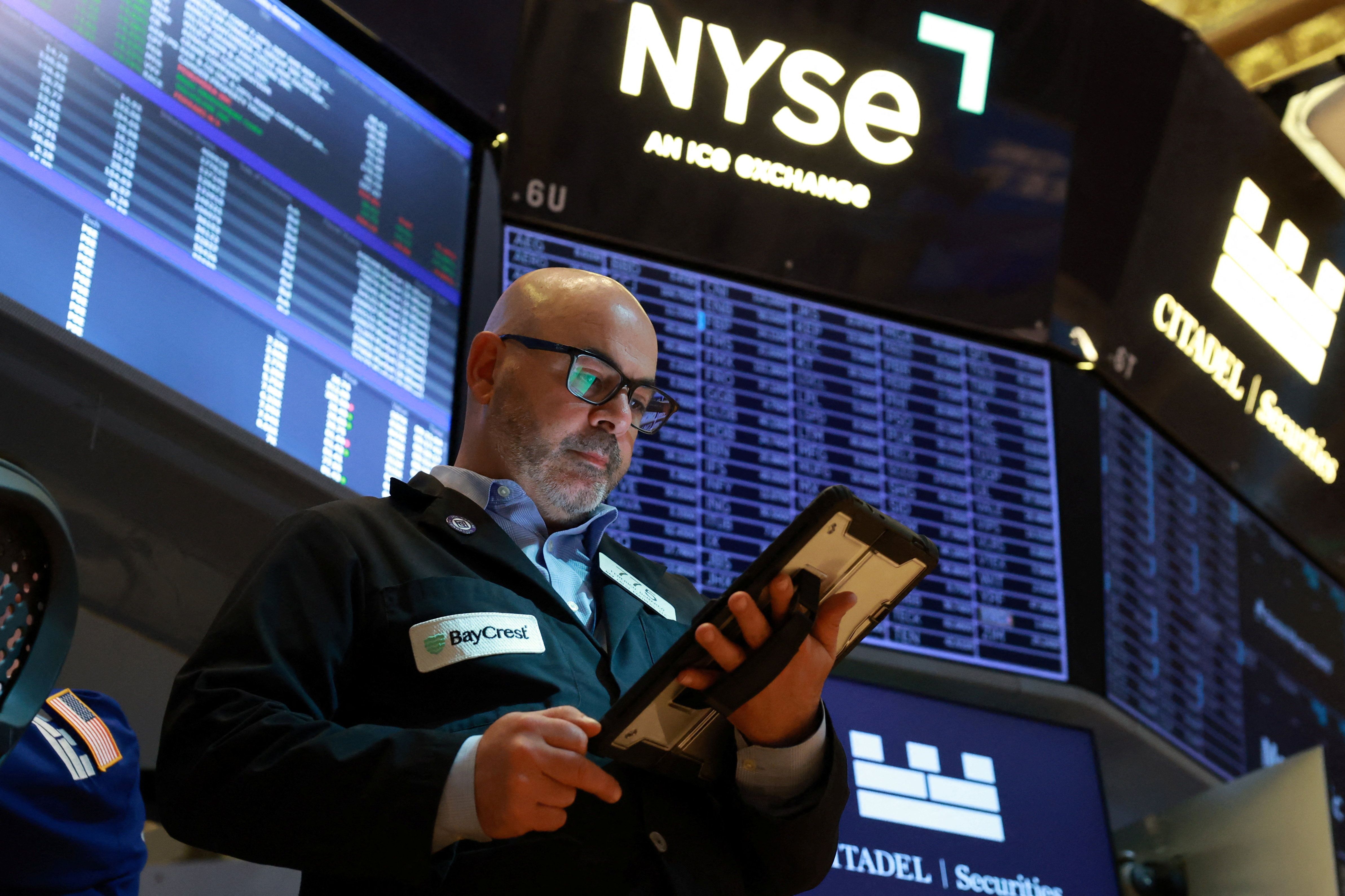 Wall St futures rise on AI optimism; investors optimistic on Mideast truce