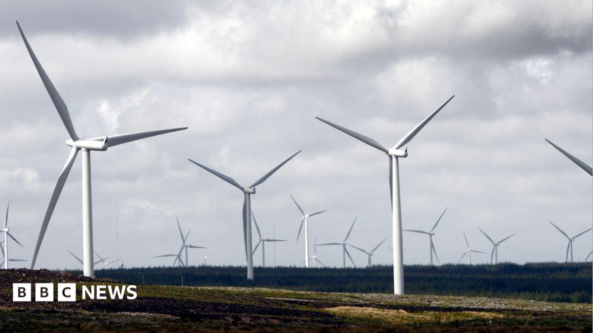 UK's largest wind farm to be rebuilt with fewer, larger turbines