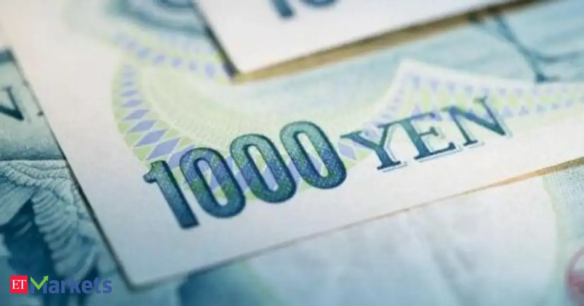 Yen under pressure after Takaichi report; Aussie higher on inflation