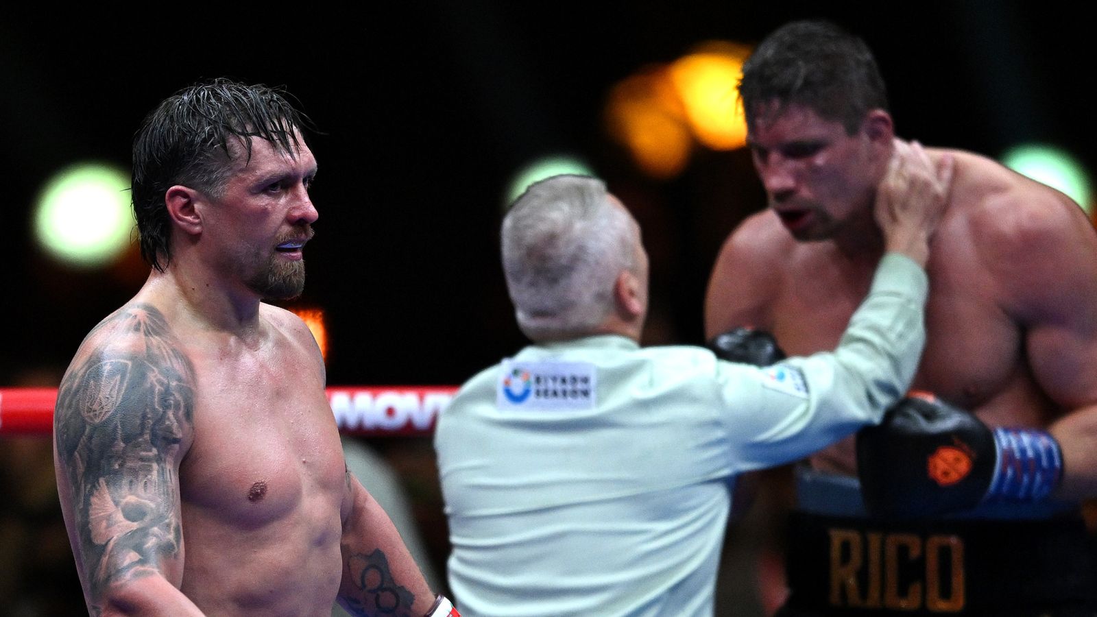 Oleksandr Usyk stops Rico Verhoeven to defend WBC heavyweight title