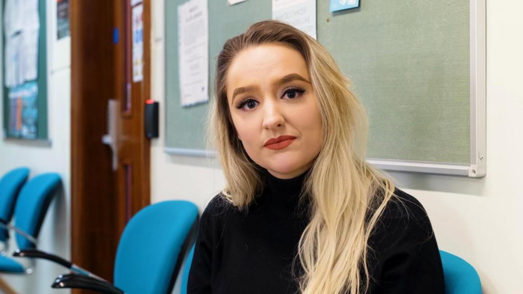 Endometriosis: 'I thought I was dying'
