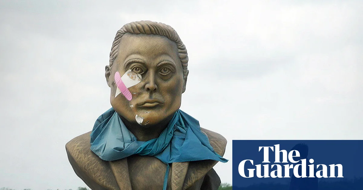 How Elon Musk ‘colonised’ a corner of Texas to build his own space city - video