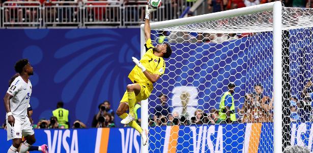 Vozinha diz que mãe não foi à Copa por falta de dinheiro para visto