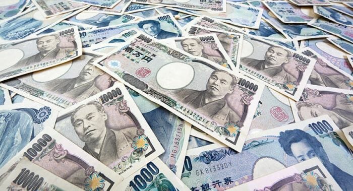Yen Slips Amid Policy Concerns, Australian Dollar Surges On Inflation Surprise