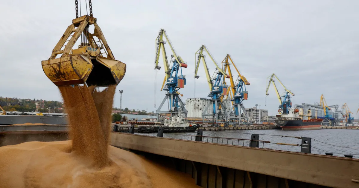 Fuel reservoir hit at Russia’s Primorsk, NORSI refinery on fire after drone attacks