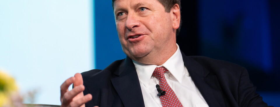 Trump Taps Wall Street Top Cop Jay Clayton as Intelligence Chief