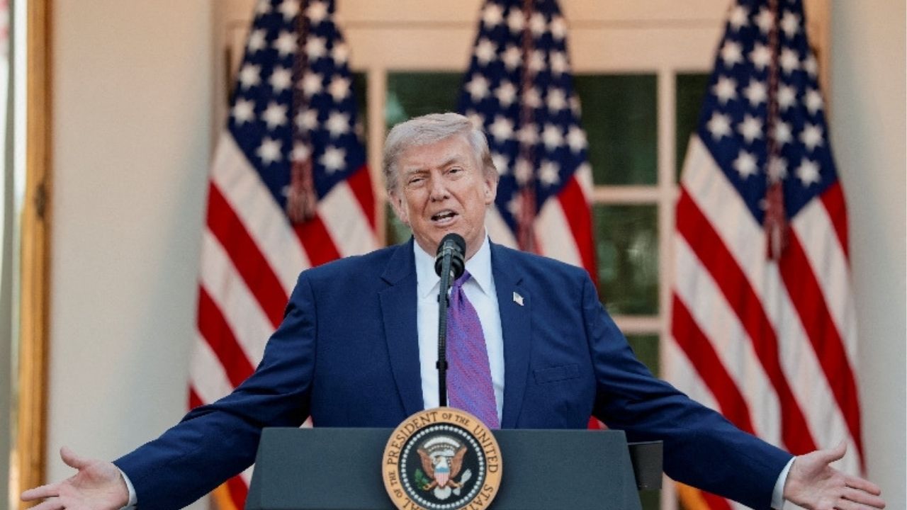 Trump Raises Refugee Ceiling by 10,000 to Bring in More White South Africans