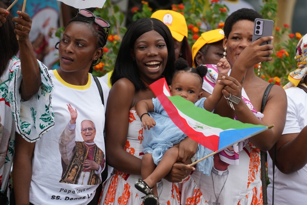 Pope criticizes colonization of Africa's minerals as he arrives in Equatorial Guinea