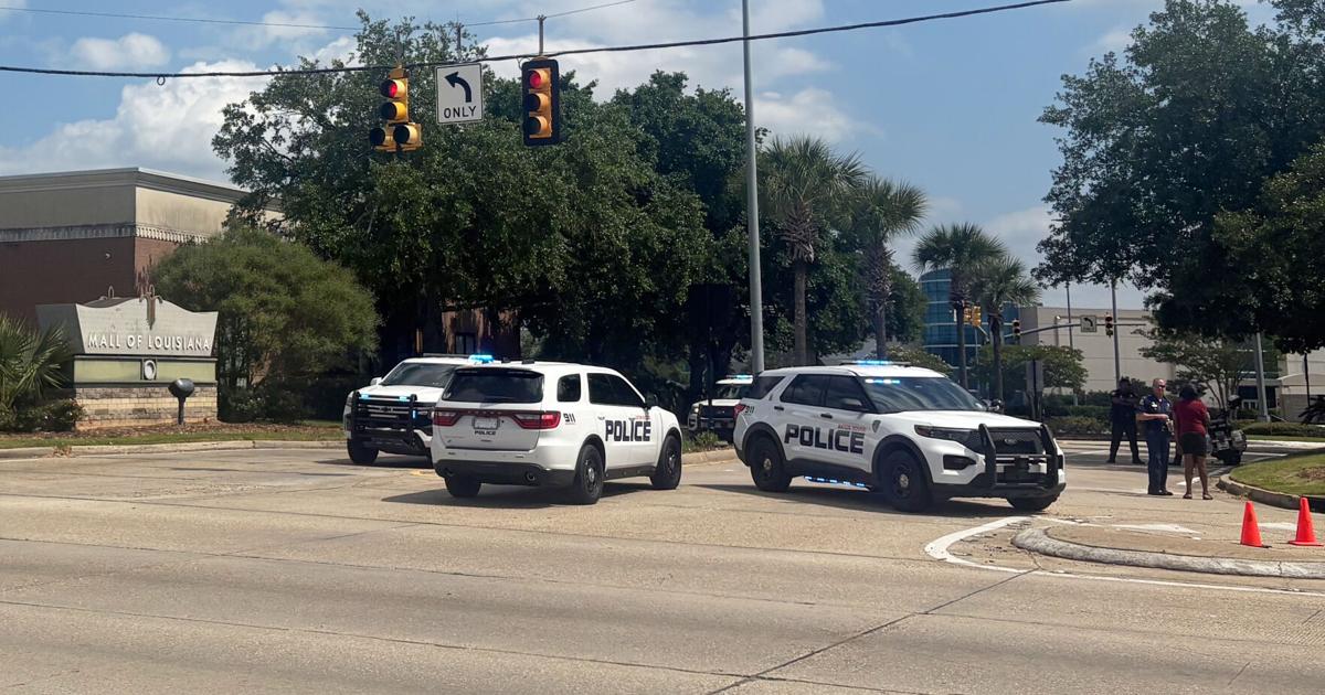 Exchange of gunfire inside Mall of Louisiana leaves 1 person dead and 5 wounded