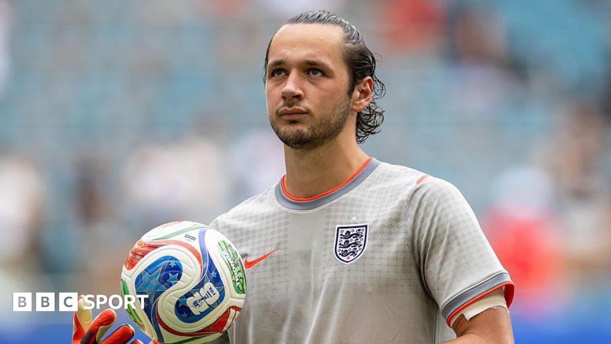 Could Leeds move help Trafford challenge for England keeper spot?