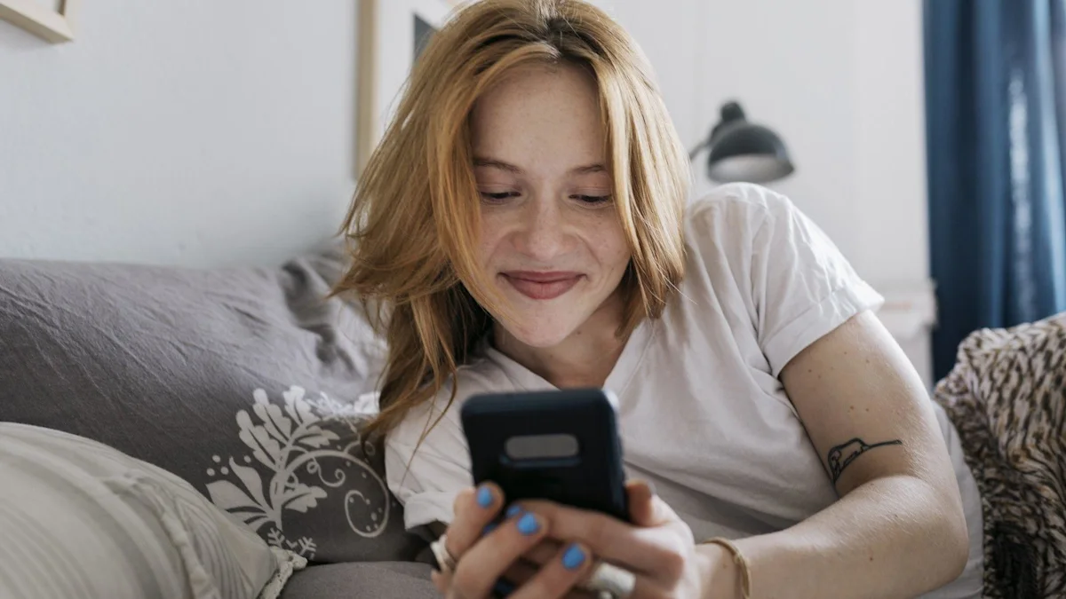 Love factually: Dating start-ups promise to cut the cheats
