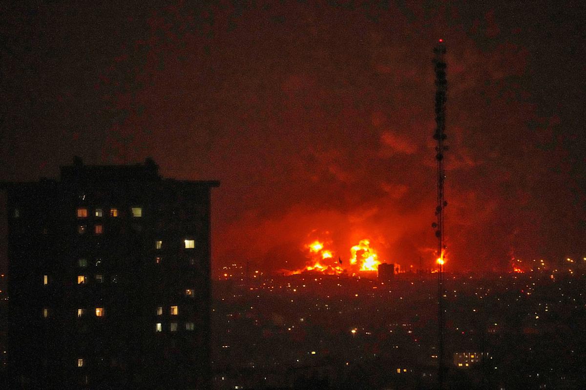 Oil crosses $110 for the first time since 2022 as Iran war keeps Strait of Hormuz closed, forces shut-ins