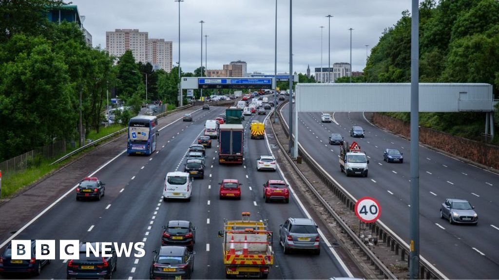 Scotland's greenhouse gas emissions fall slightly as progress slows