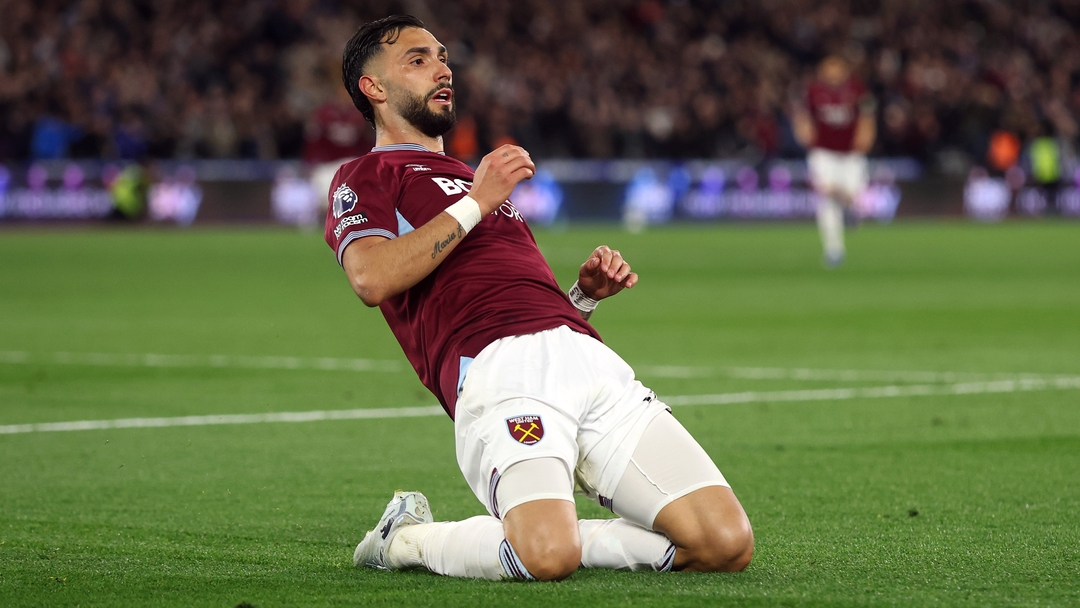 West Ham 4-0 Wolves: Hosts push Tottenham into relegation zone with dominant win