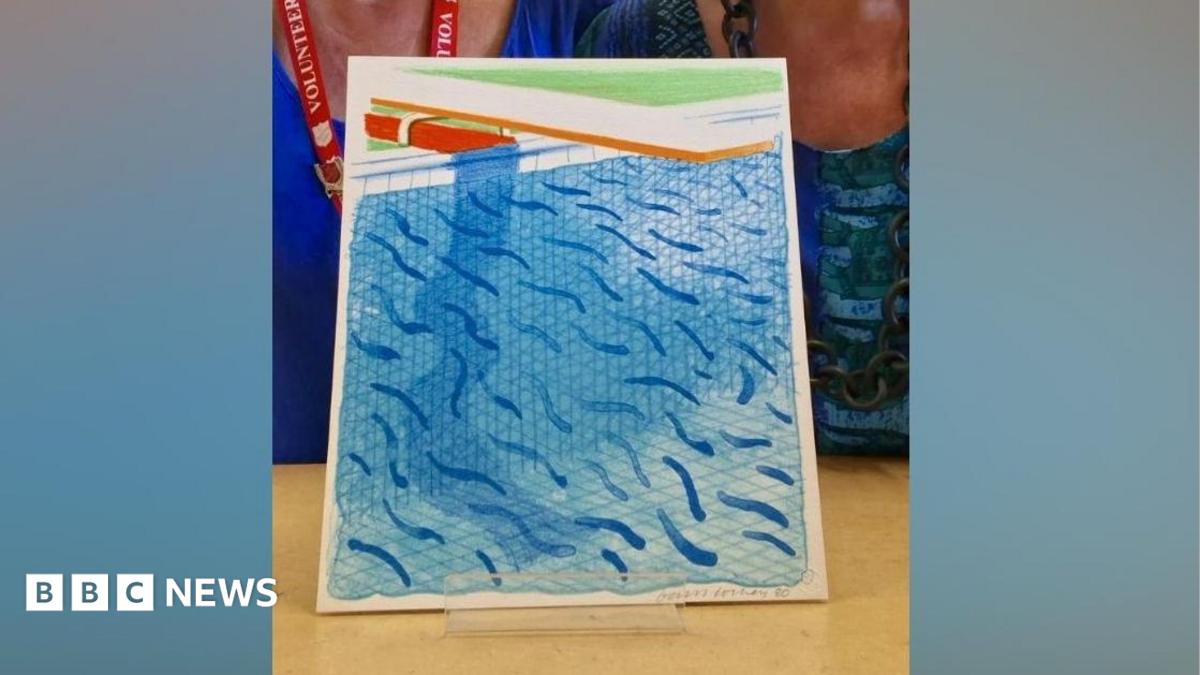 Signed Hockney print found in a book sells for £41K