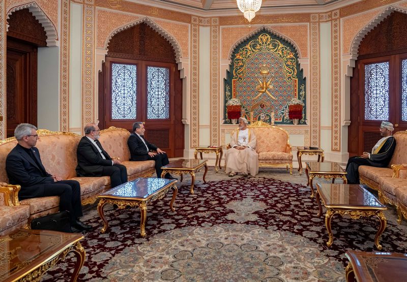 Iran's Araqchi discusses efforts to end war and Hormuz security with Oman
