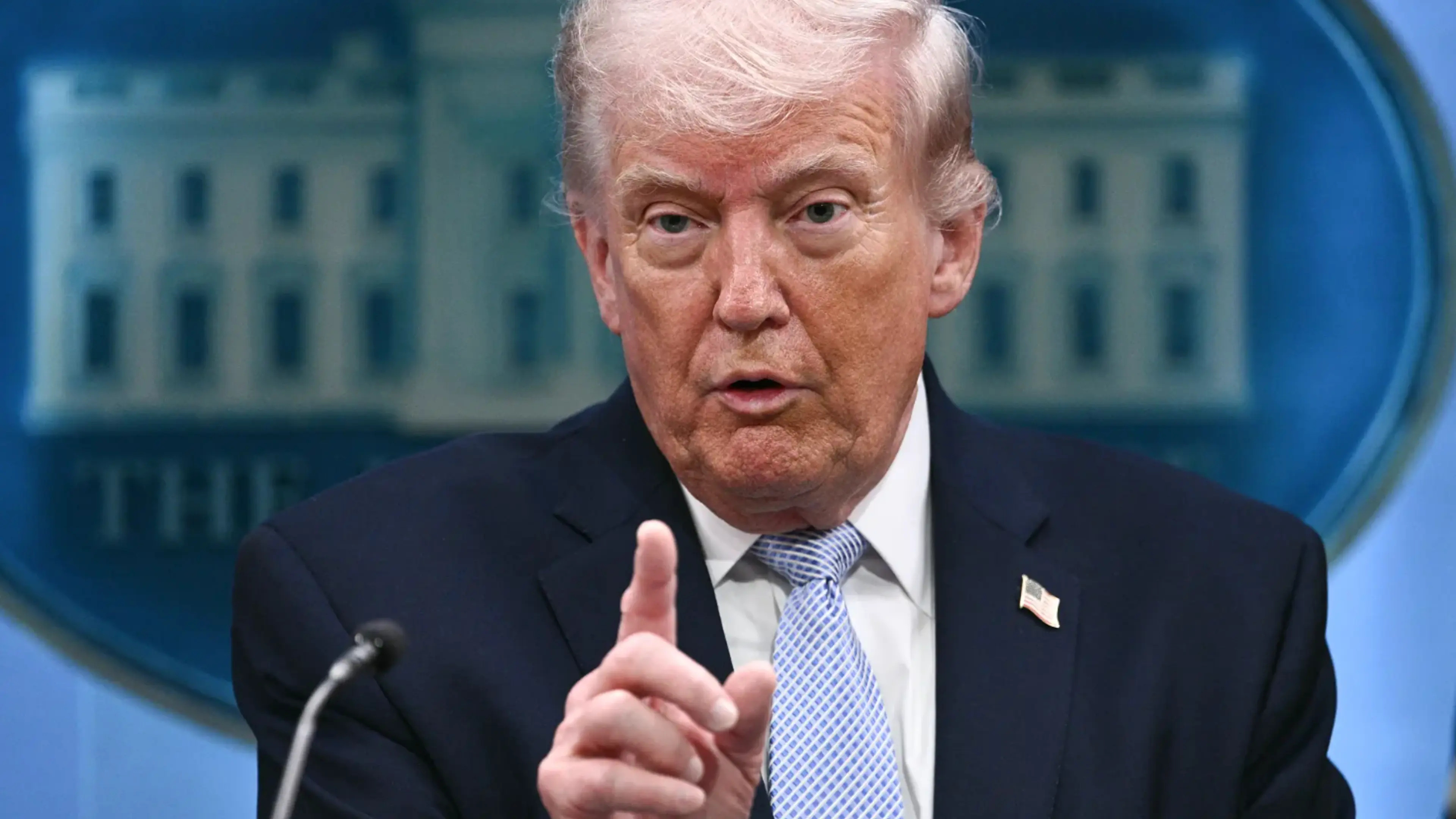 Trump Orders U.S. Navy to 'Shoot and Kill' Any Boat Laying Mines in Strait of Hormuz