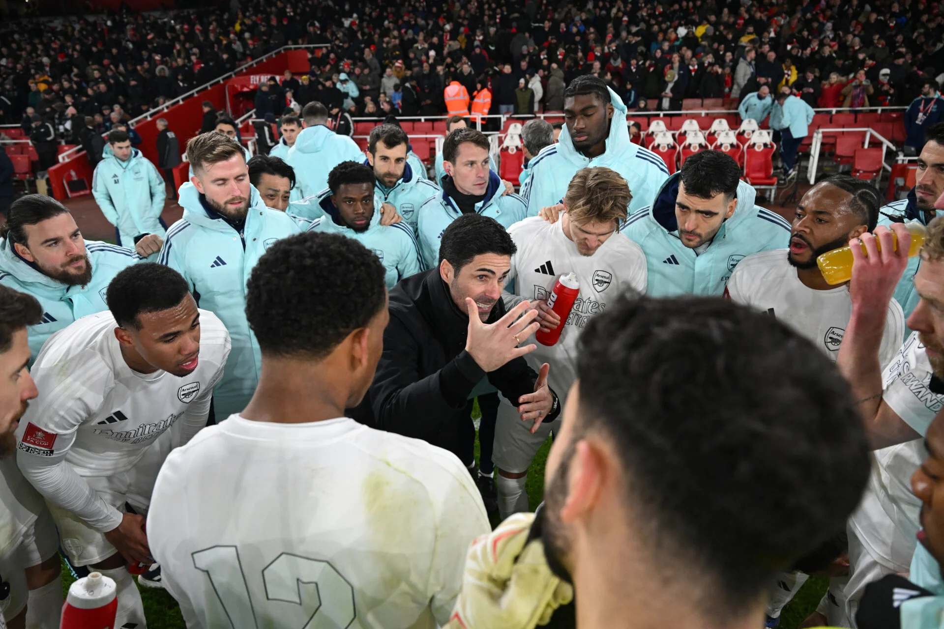 Arsenal staff left shocked as club decides to sack key figure in Mikel Arteta's backroom team